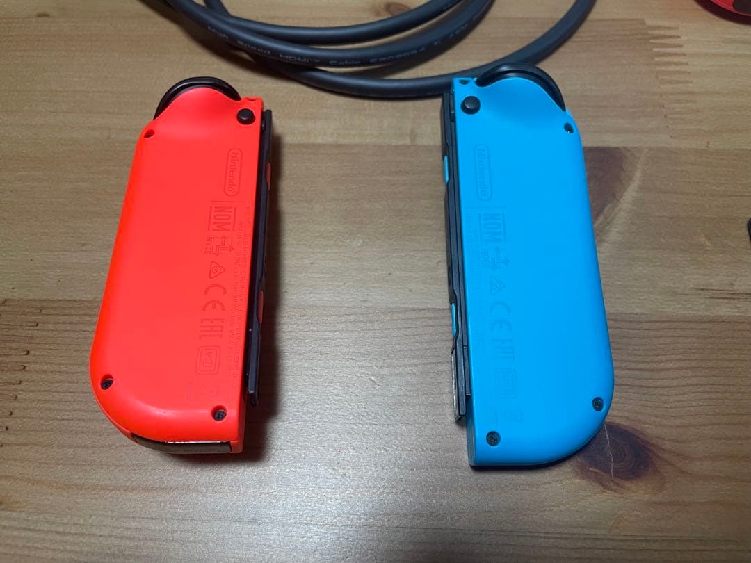 Nintendo Switch本体+Joy-Con+純正Proコン+その他セット