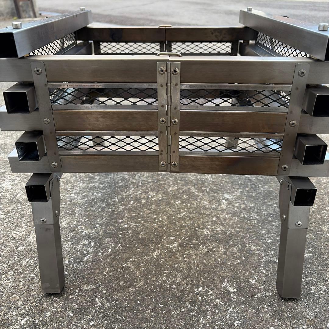 コールマン　焚き火台　ステンファイアプレイスIII