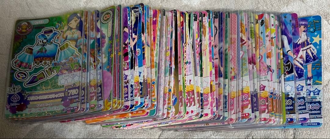 アイカツ　カード　約100枚　まとめ売り