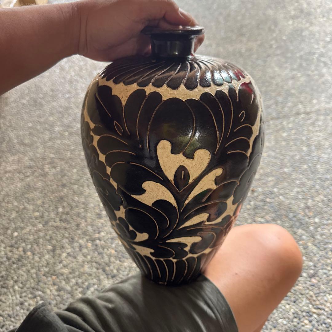 ‼️最後の値段‼️リサイクルFORT‼️new9/13唐物10‼️黒釉牡丹文梅瓶‼️箱入り