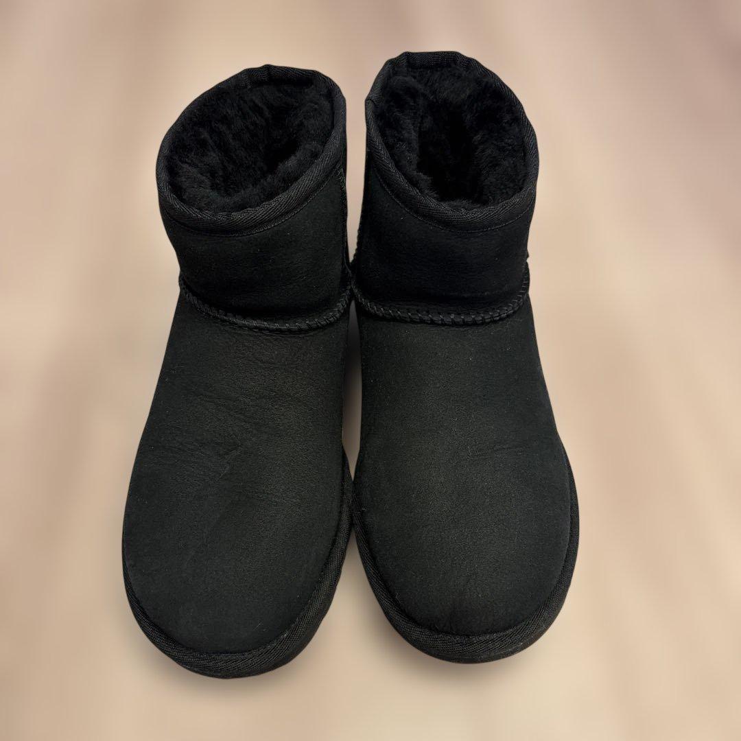 UGG CLASSIC MINI II 1016222 ブラック23.0cm