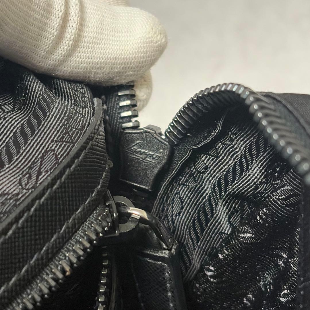 【極美品✨】プラダ　ビジネスバッグ　ナイロン×サフィアーノ 2way ギャラ付き