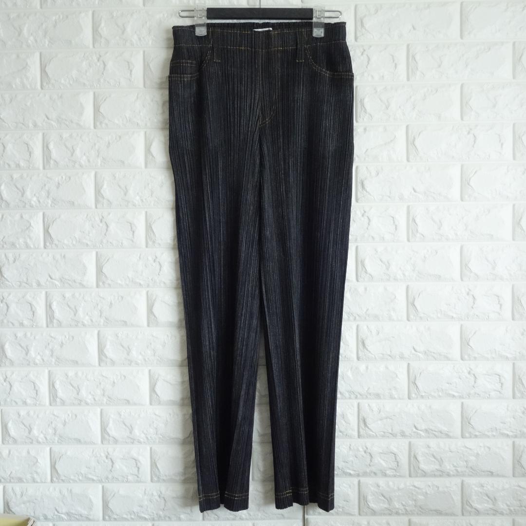 【極美品】プリーツプリーズ 黒ブラックデニム風パンツサイズ0