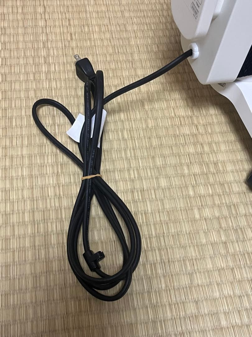 2025年製【超美品】siroca かるポカ SN-M451 電気ヒーター