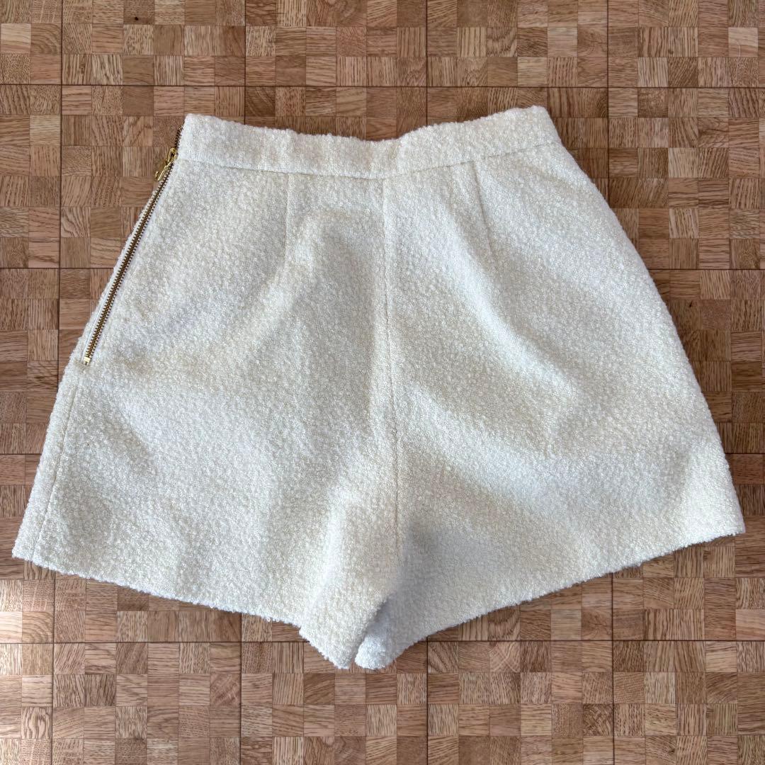 新品 Sheller シェリエ ゴールドZIP ショートパンツ ホワイト 白