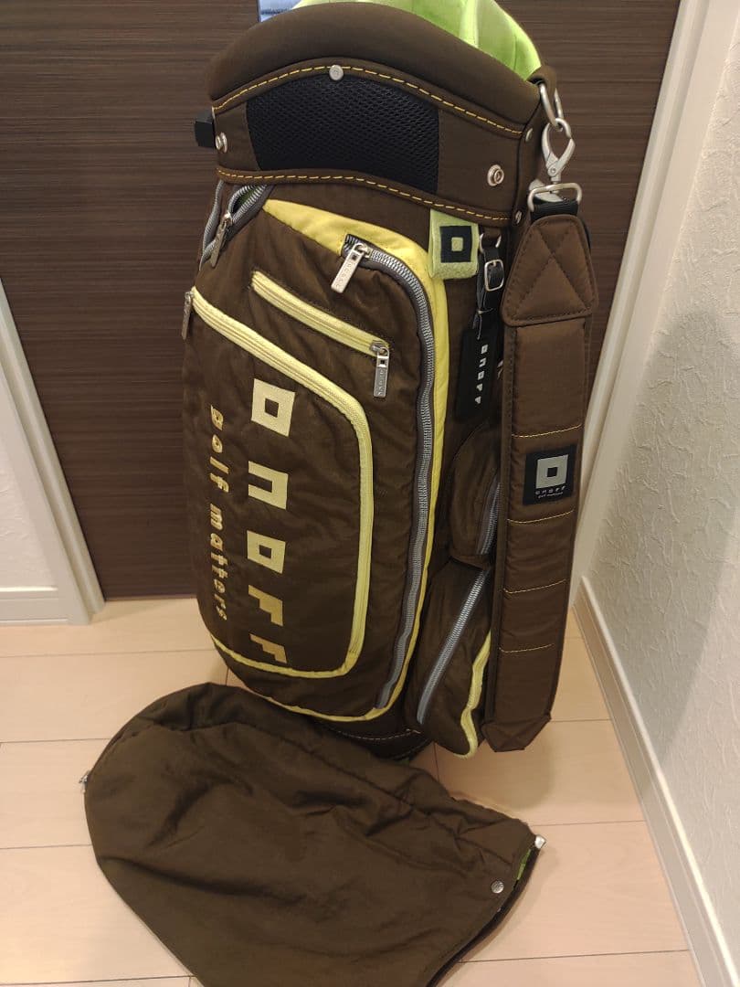 廃盤品　オノフ　ONOFF キャディバッグ　ブラウン