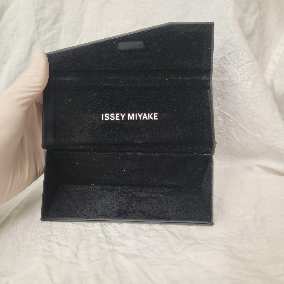 アクセサリー ISSEY MIYAKE : BONE SERIES IX