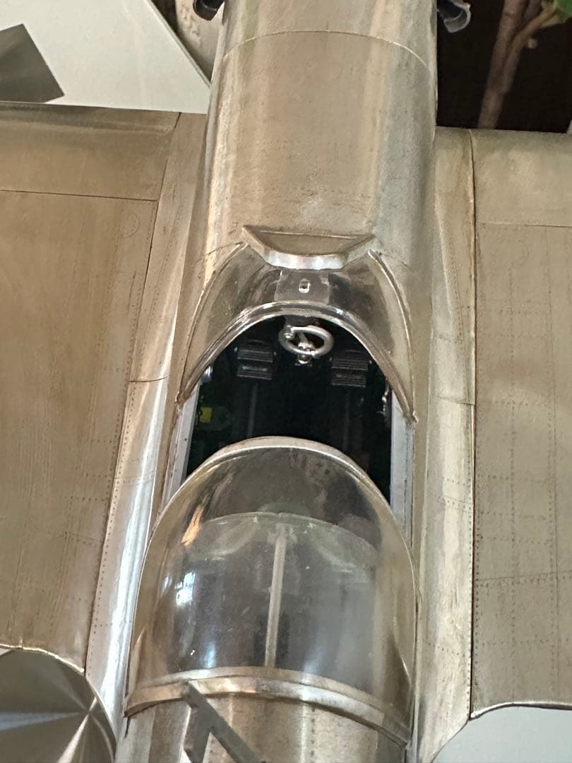 【東京23区配送無料】定価20万円　模型　アルミ　飛行機　卓上　スピットファイア