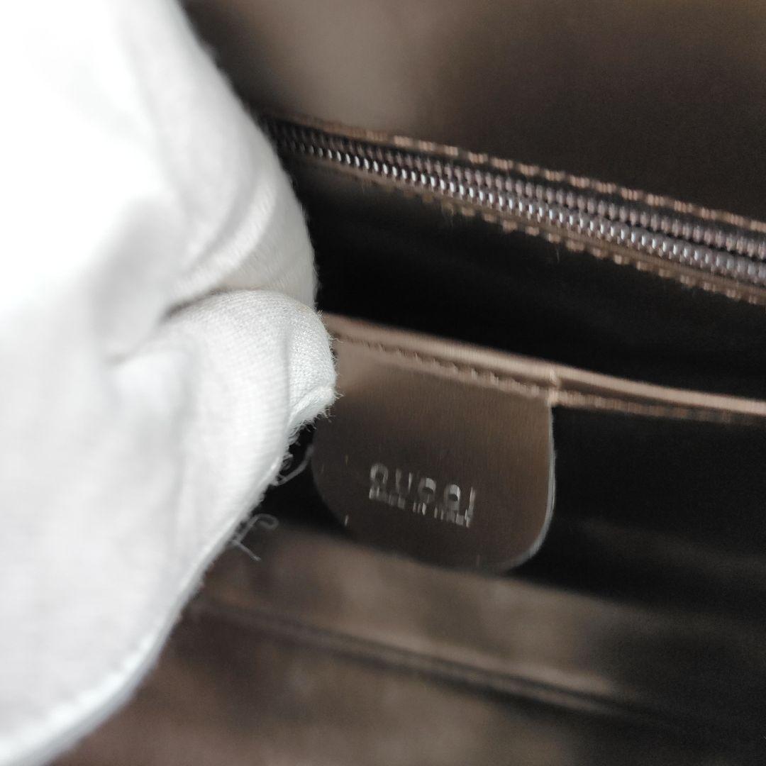 本日限定価格　グッチ　ハンドバッグ　トップハンドル　がま口　ロゴ金具　肩掛け