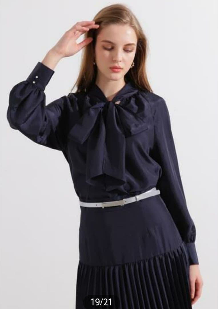 mi新品未使用タグ付きピンキーダイアンラグランボウタイブラウス