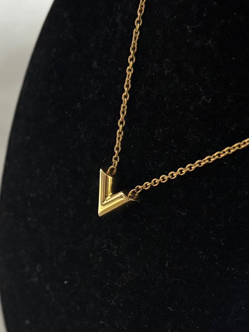 ✨美品✨ louis vuitton ネックレス エセンシャルV M61083