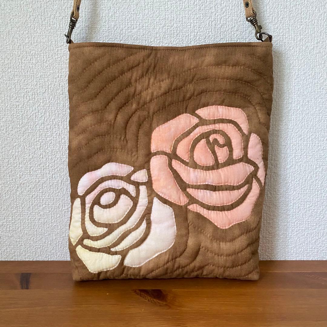 ハワイアンキルト◆ショルダーバッグ◆バラ◆ハンドメイド