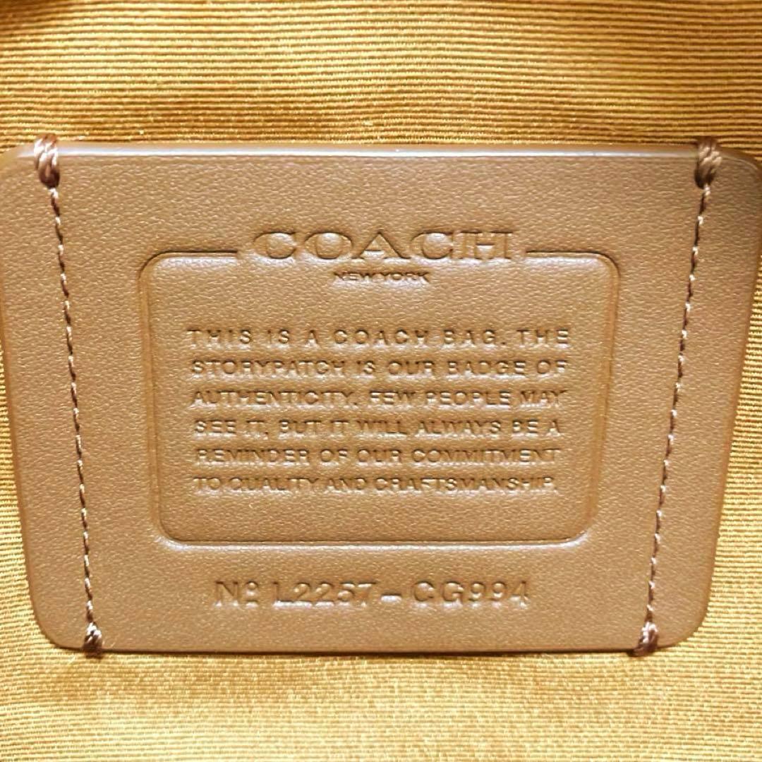 美品✨　コーチ　ボディバッグ　ワーレンベルトバッグ　バーガンディ　シグネチャー