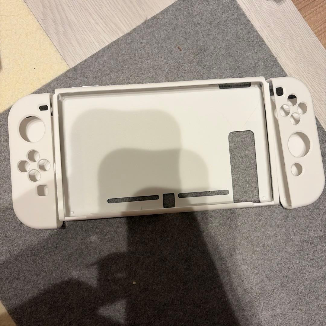 新品同様Nintendo Switch グレー　SDカード64GB すぐ遊べる！