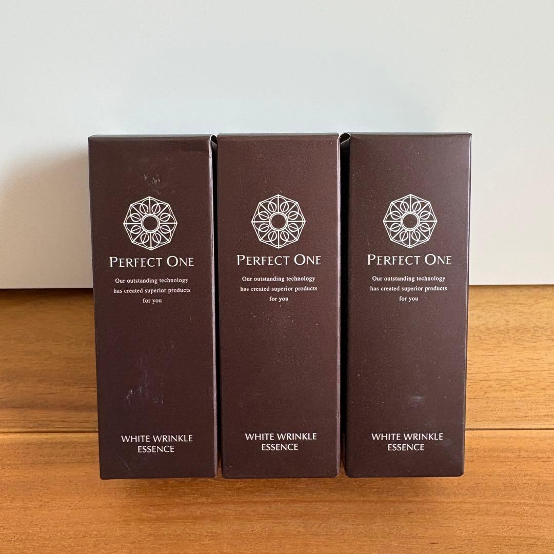 新品薬用ホワイトリンクルエッセンス 30mL ×3本セットPERFECT ONE