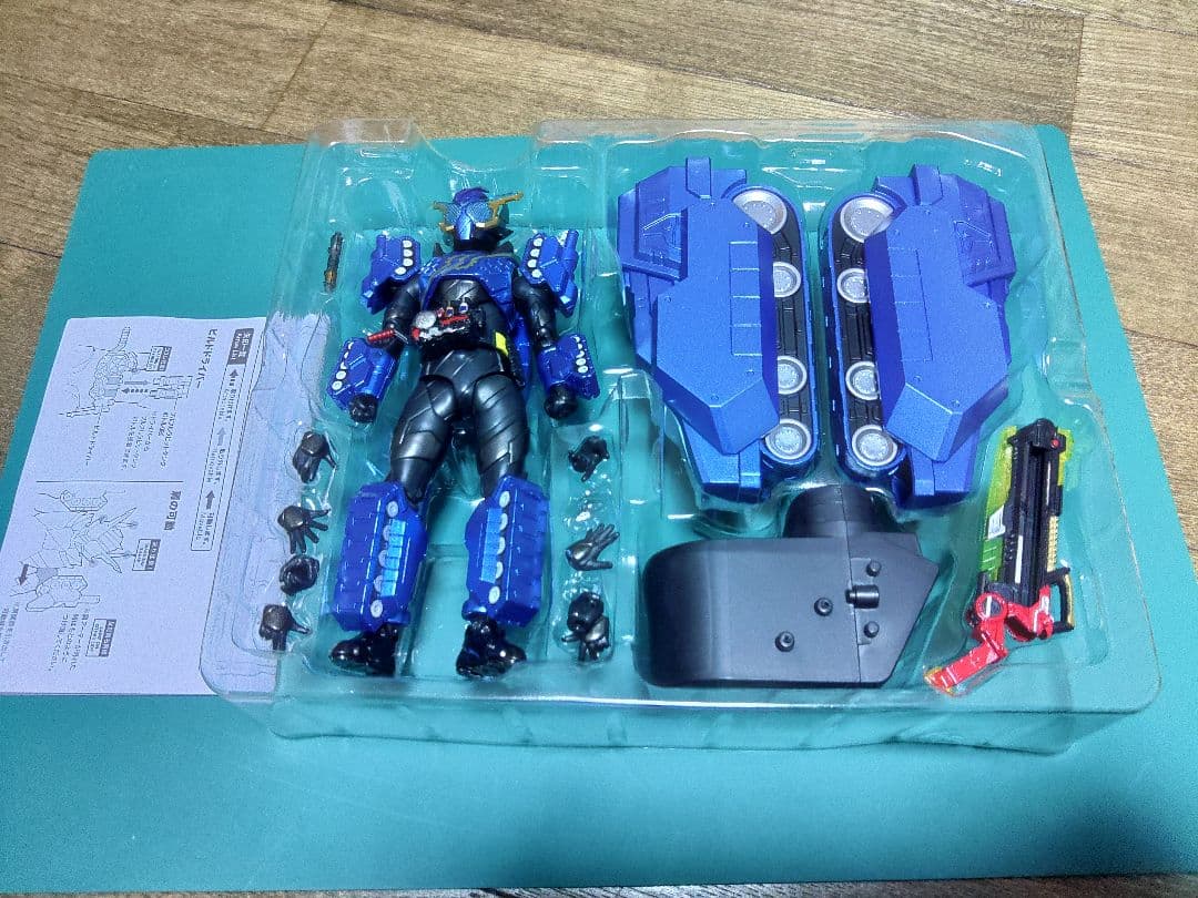 仮面ライダービルドタンクタンクフォーム&ラビットラビットフォーム