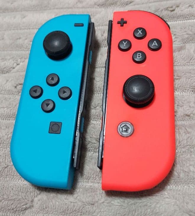特価品　Nintendo Switch 本体 ブルーレッド Joy-Con