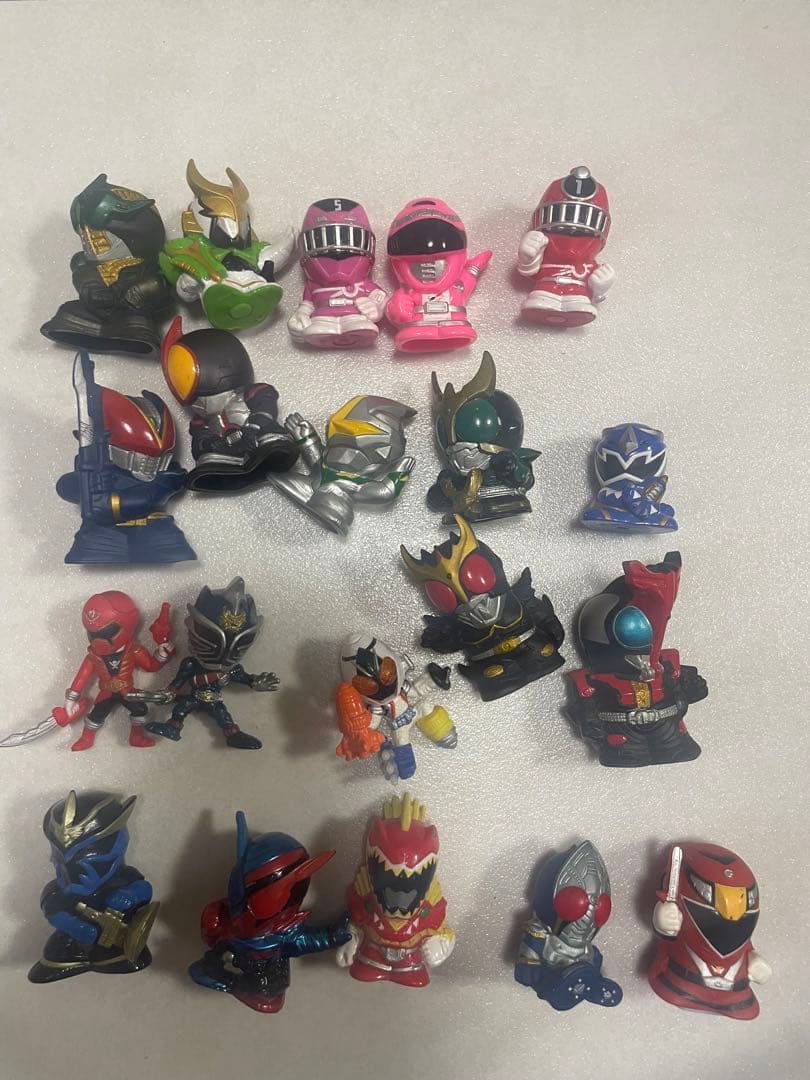 仮面ライダーなど165体