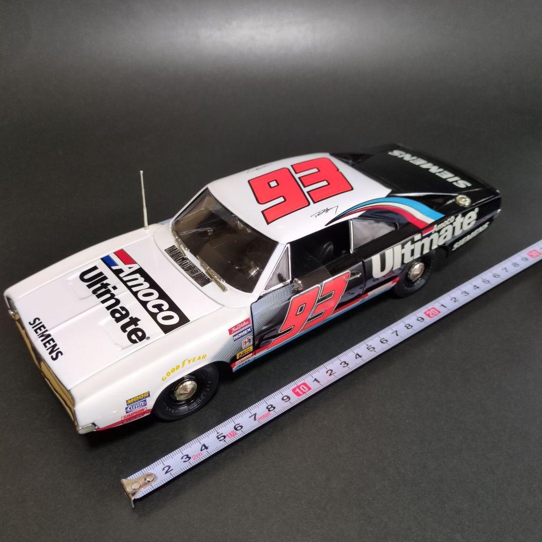 1/18ミニカー　 NASCAR　DODGE CHARGER　#93