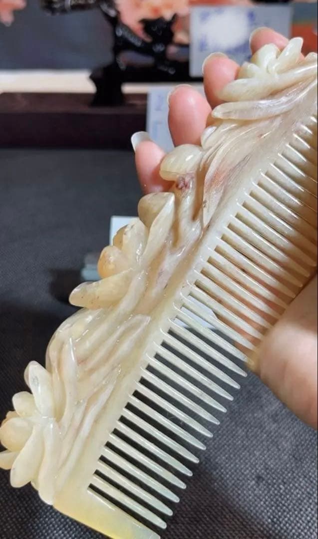 職人手作り　くし　天然羊角　櫛　天然物　蘭花 天然素材 花装飾 コーム