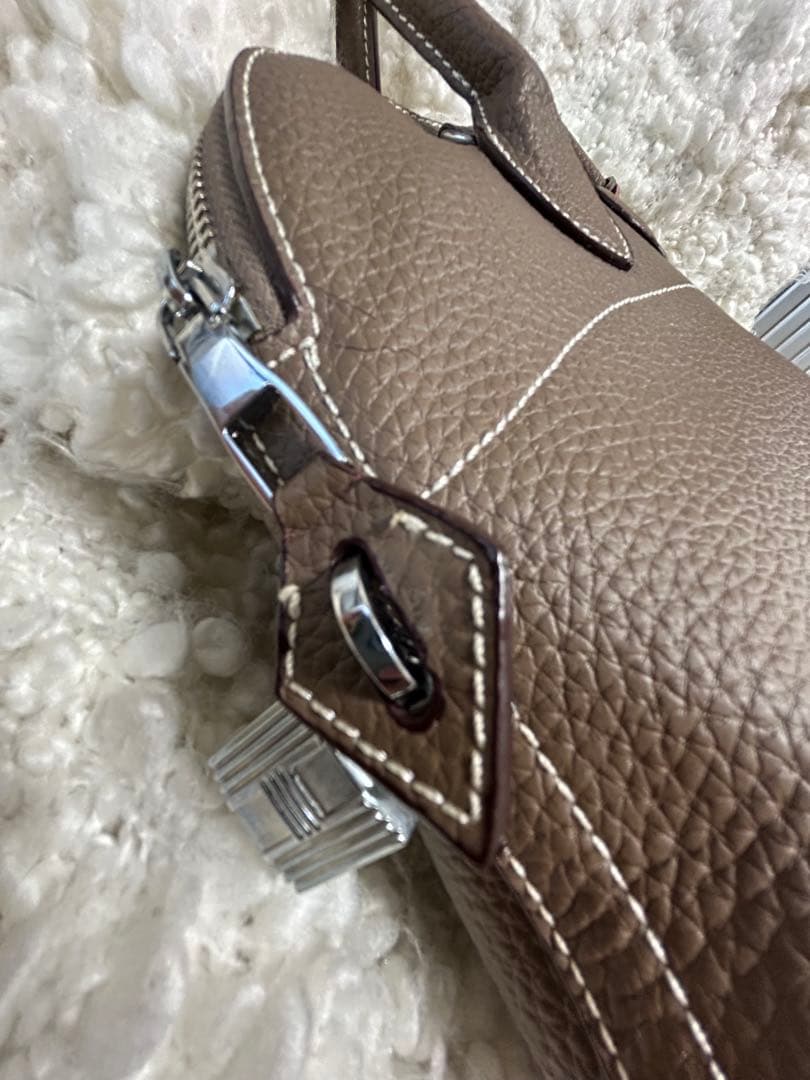 ワケアリ　本革　ノーブランド　エトープ　レディース　ハンドバック