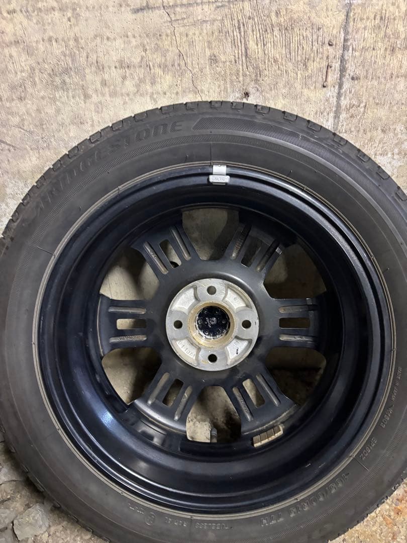① 送料込みにしました！　ダイハツ純正アルミホイール　　15インチ　2本のみ