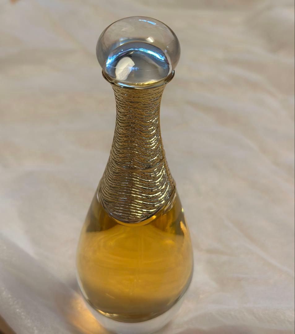 旧版の廃盤の香り　新品　希少Dior ジャドールローエッセンスドゥパルファン