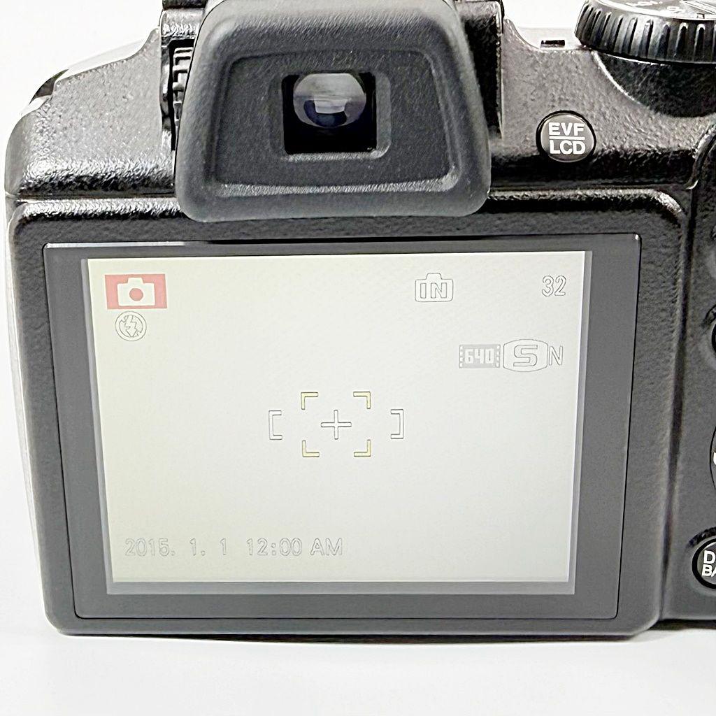 フジフイルム FinePix S9900W ブラック コンデジ カメラ 中古