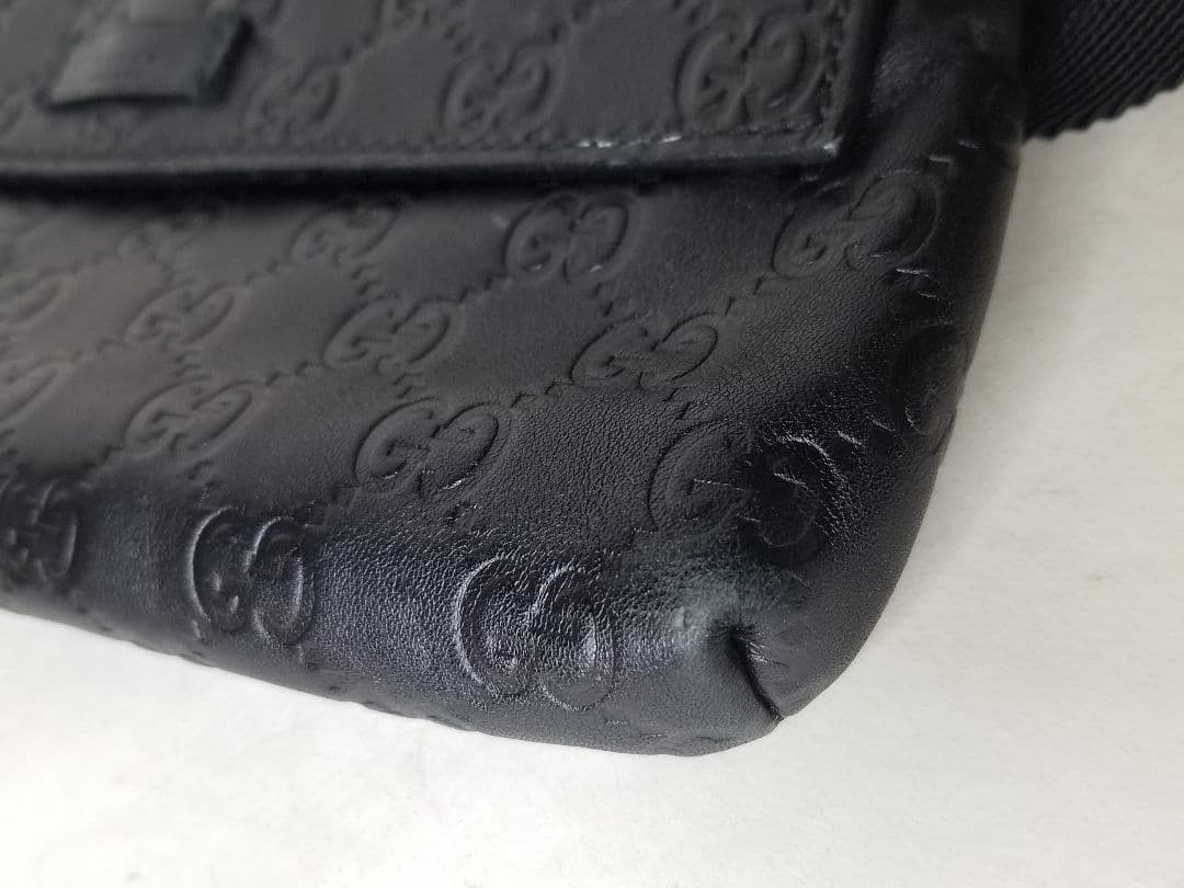 グッチ ブラウン グッチッシマ ベルトバッグ ブラック