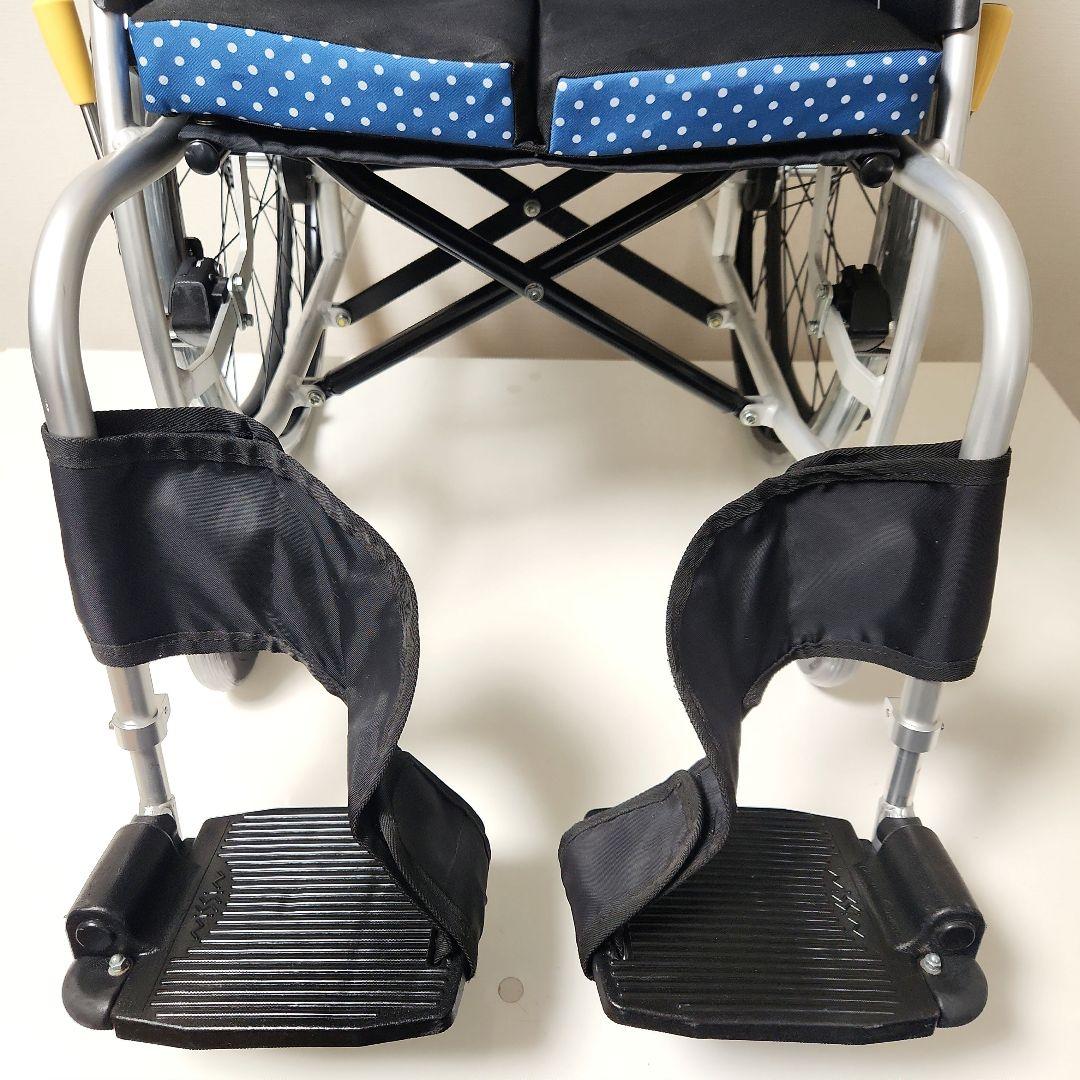 日進医療器　自走用　超軽量　ULTRA　ノーパンクタイヤ　車椅子　NA-U1