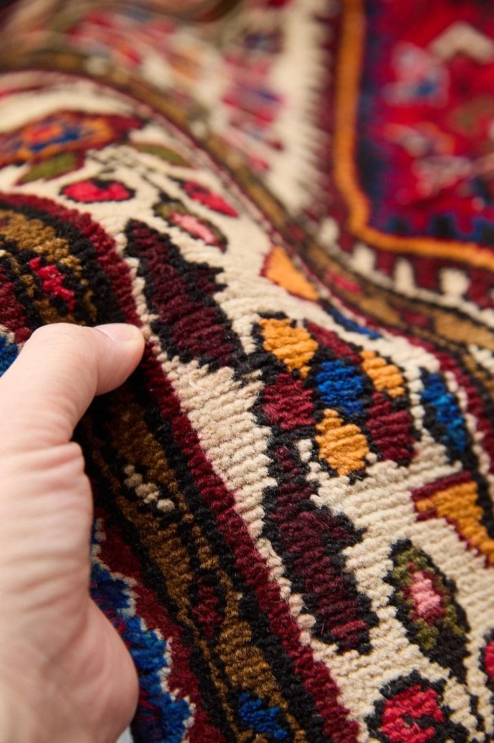 ヴィンテージラグ　ペルシャ絨毯　トライバルラグ（157×105cm）赤　青　黃