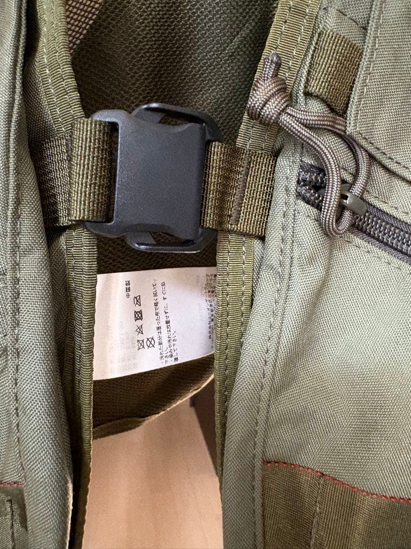 新品ブリーフィングツールベスト 定価31900円セージグリーン最終価格