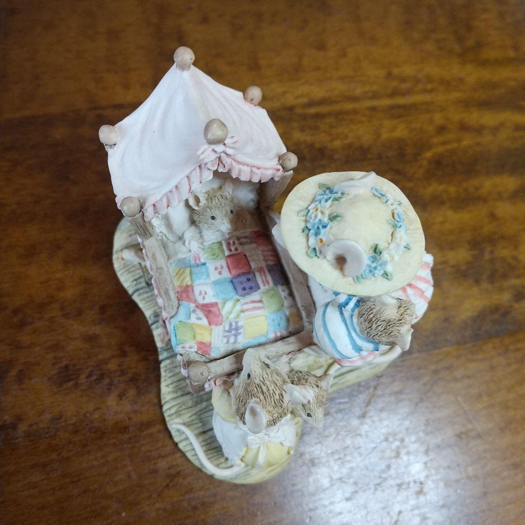 ボーダーファインアーツ ブランブリーヘッジ ゆりかご