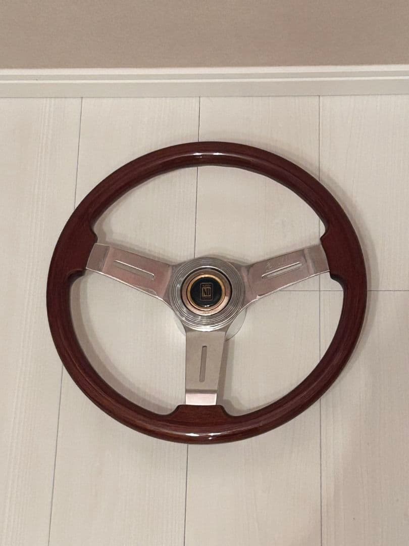 ウッドステアリング　NARDI　ナルディー