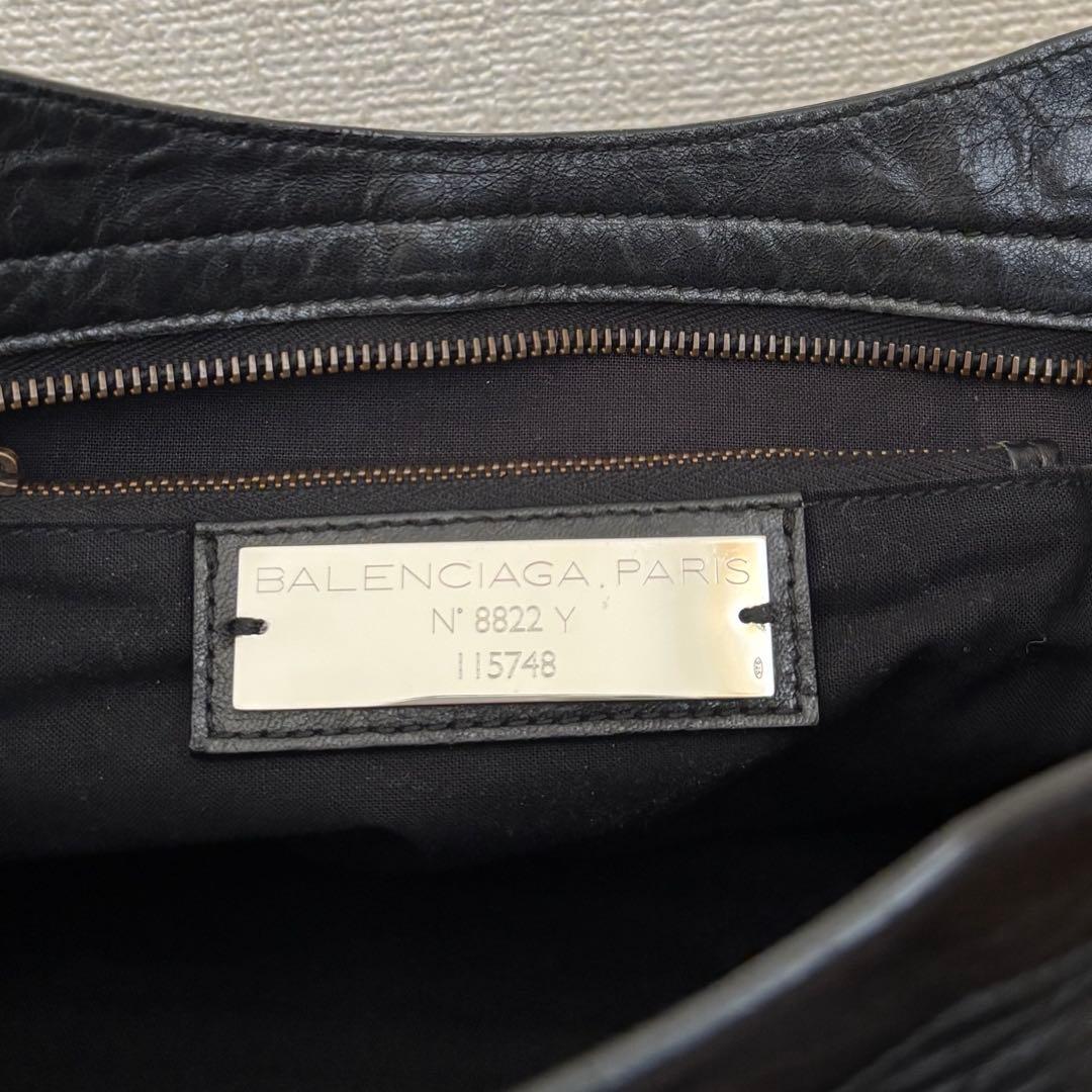 バレンシアガ　シティ　ブラック