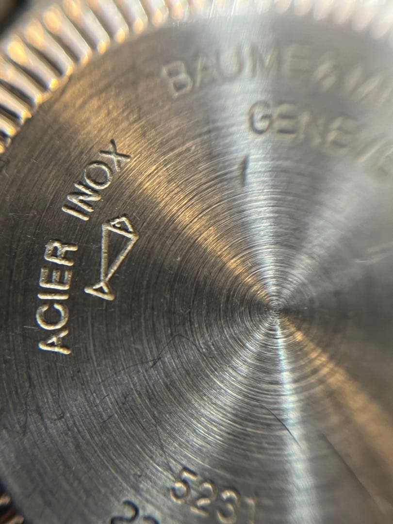 Baume & Mercier Périra ボームメルシェ レディース時計.