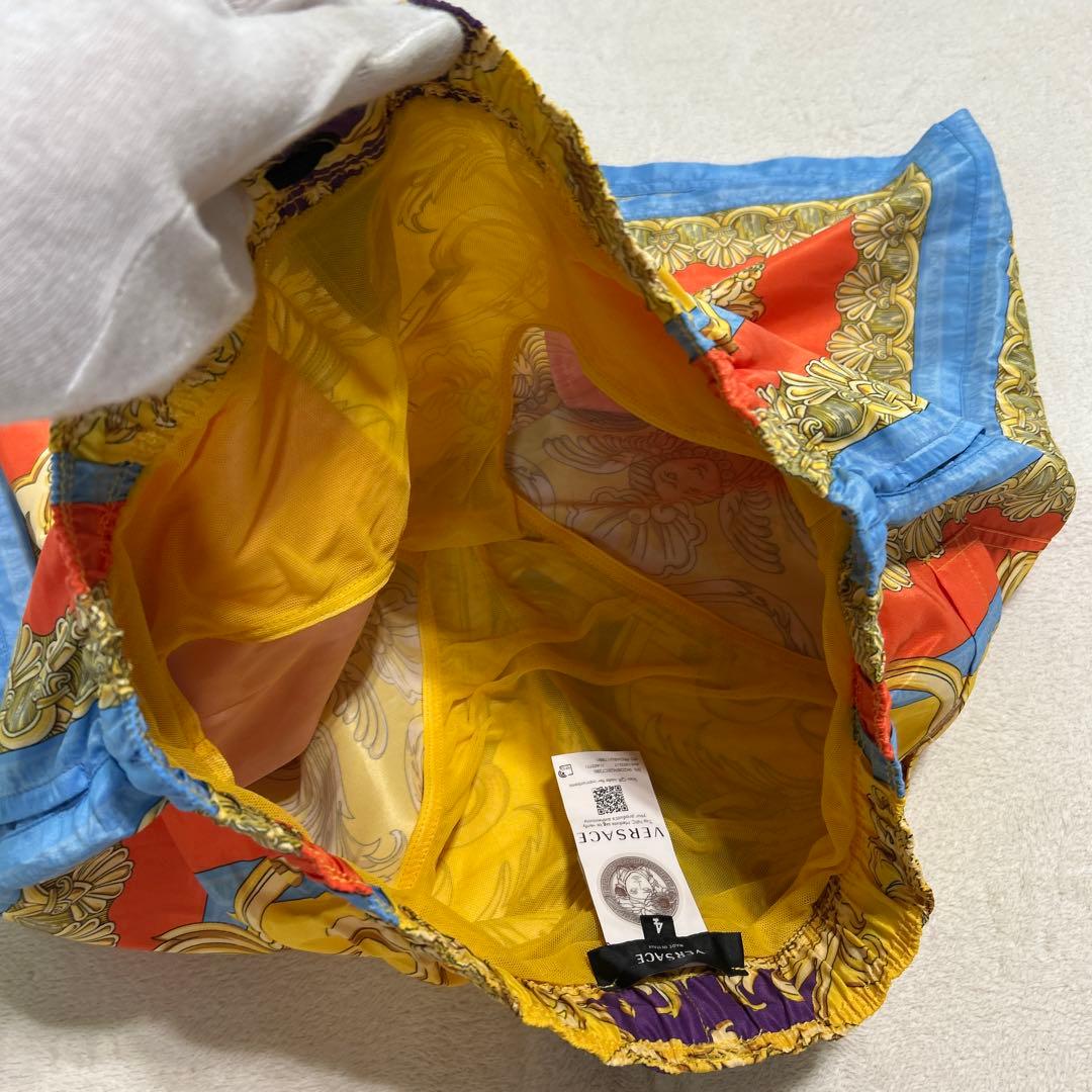 ♦︎新品未使用♦︎VERSACE♦︎ヴェルサーチ♦︎海水パンツ♦︎ハーフパンツ♦︎