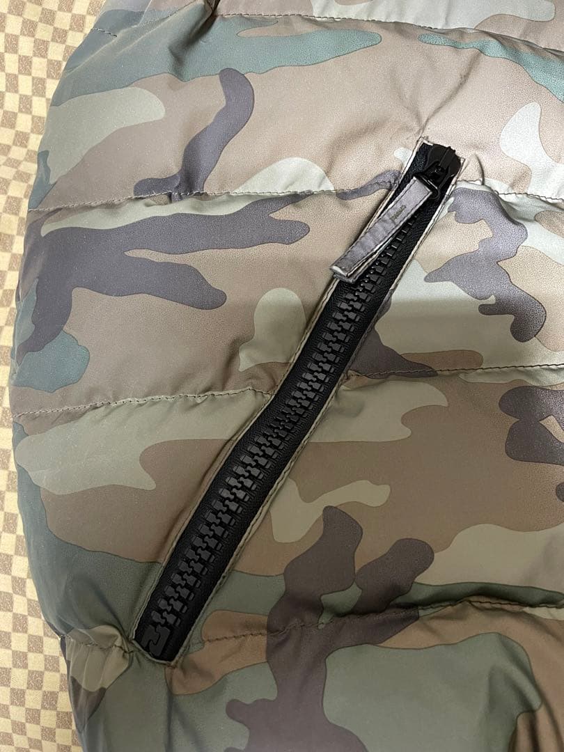 ど*ん様 国内正規　美品DUVETICAハイドロゲン　ダウンベスト希少サイズ56