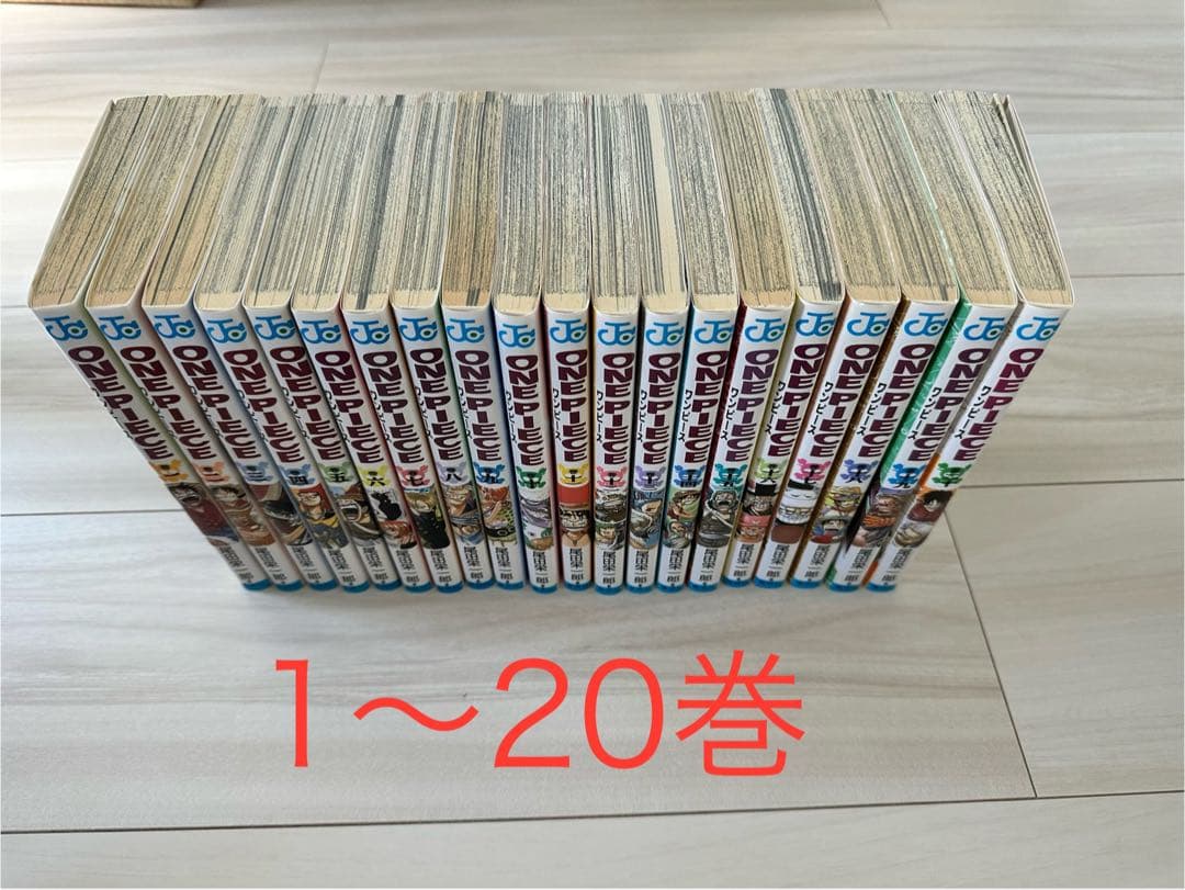 ワンピース単行本１〜102巻、107巻 +ファンブック、シール