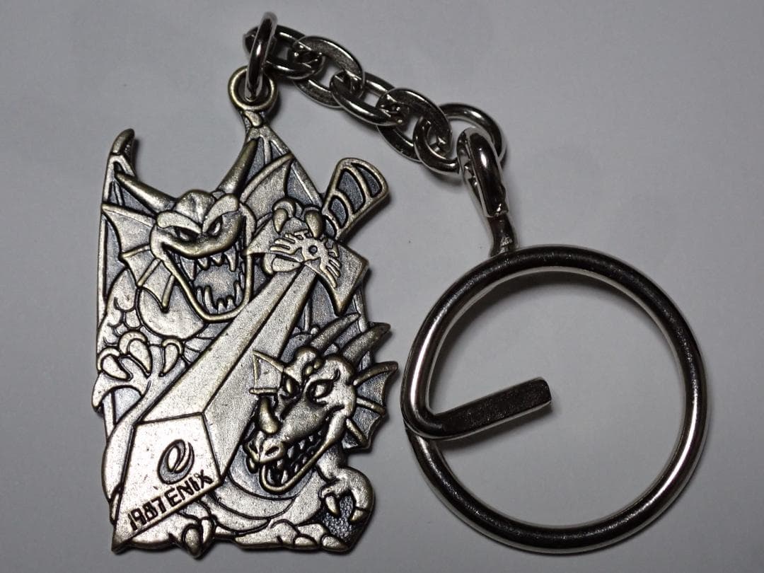 キーホルダー ドラゴンクエストⅡ 悪霊の神々 鳥山明 りゅうおう シドー