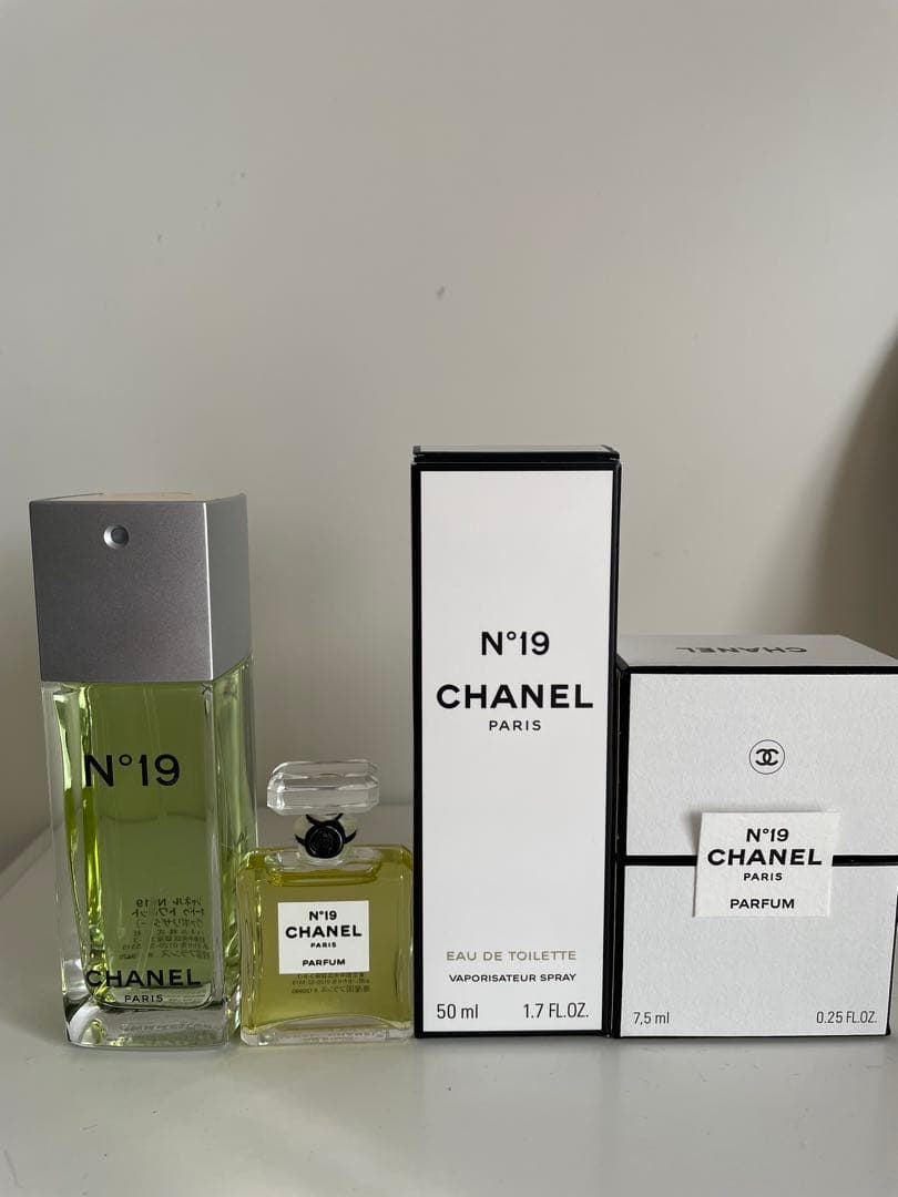CHANEL N°19 香水セット 50ml + 7.5ml