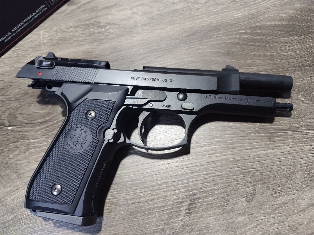 東京マルイ　M9 ガスブローバック