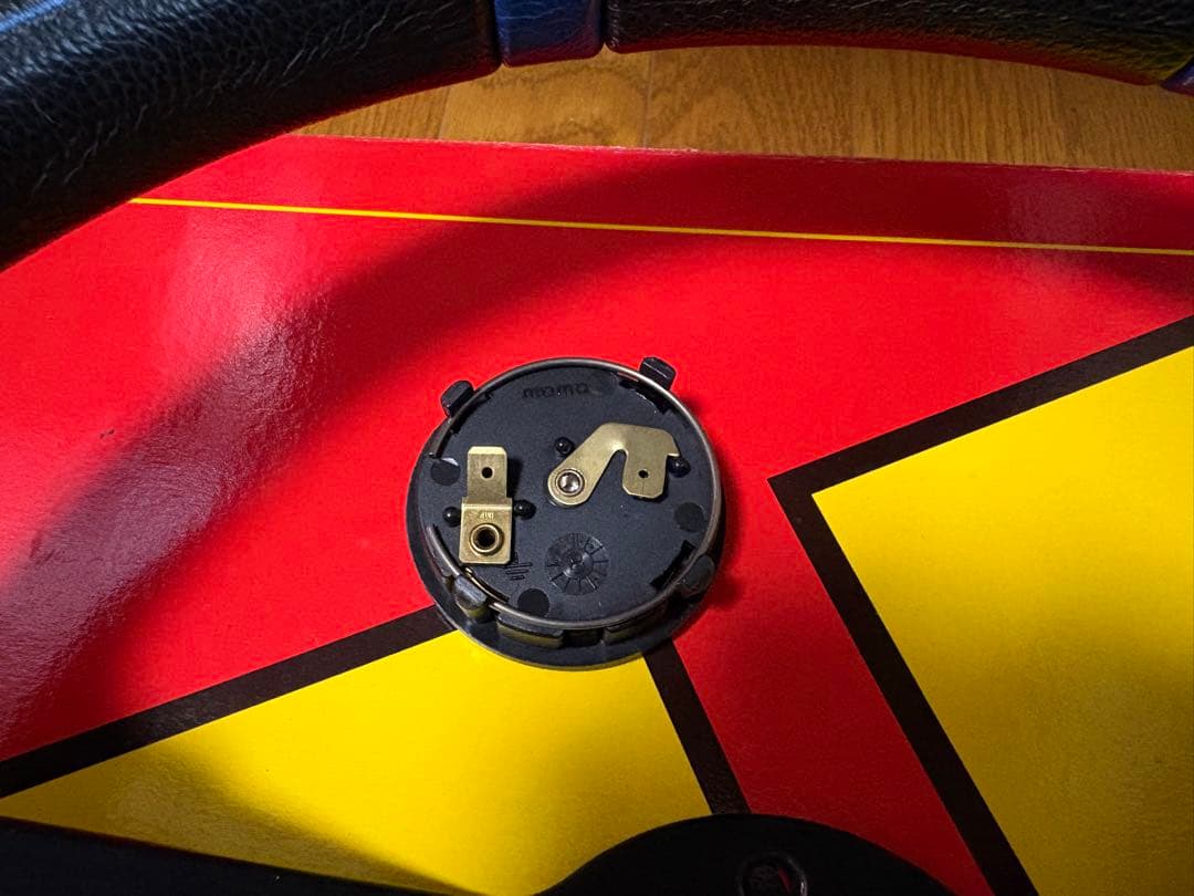 ロンベルク正規品 momo DRIFTING ステアリング 黒/青 33φ