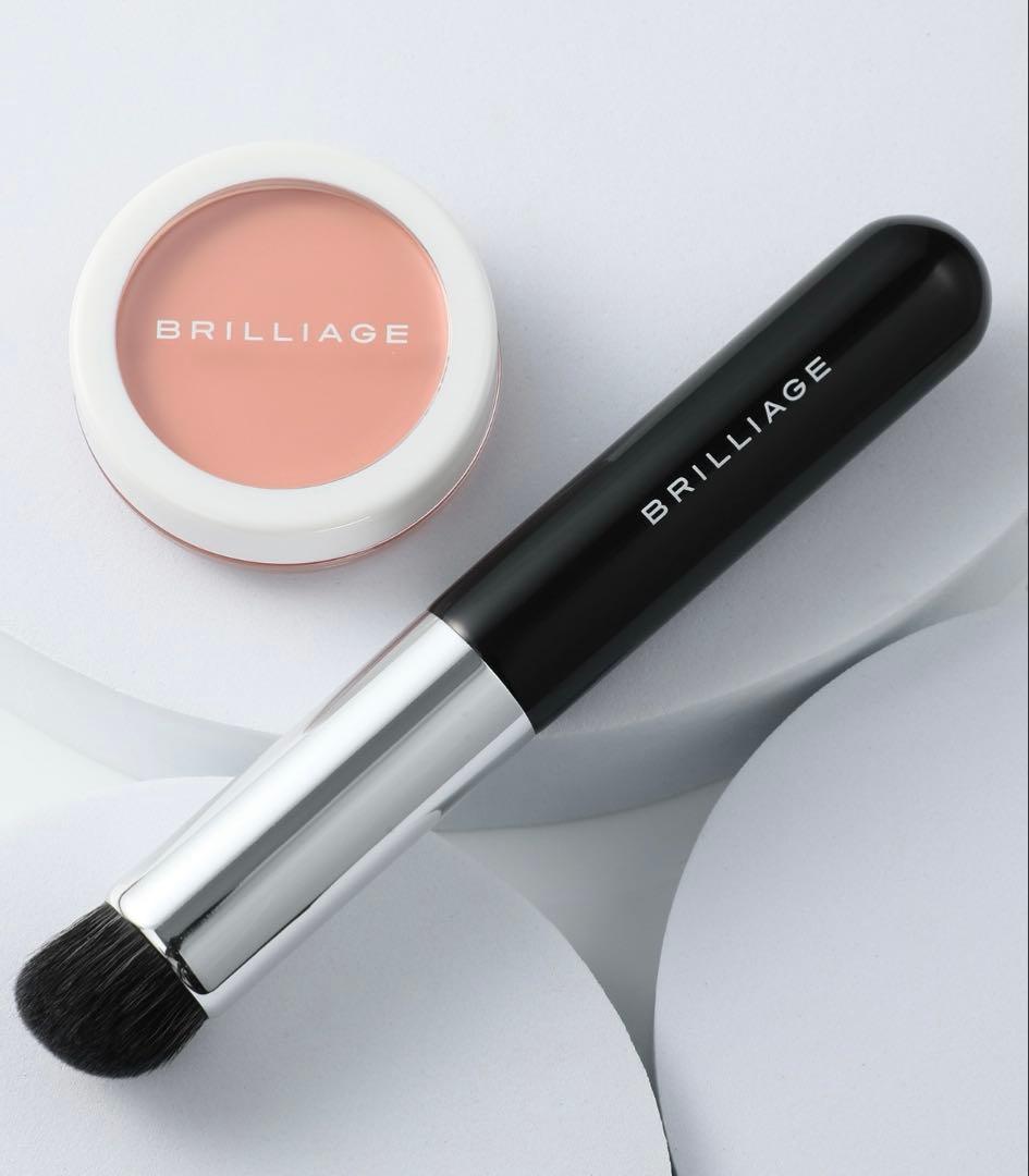 BRILLIAGE カモフラージュコンシーラーチーク＆ワイドフィンガーブラシ
