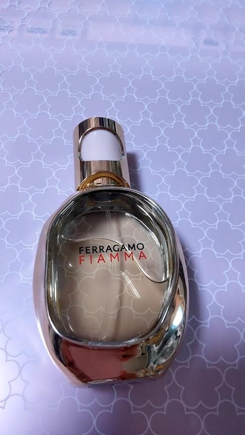 【お値下げ】FERRAGAMO FIAMMA 香水 35ml
