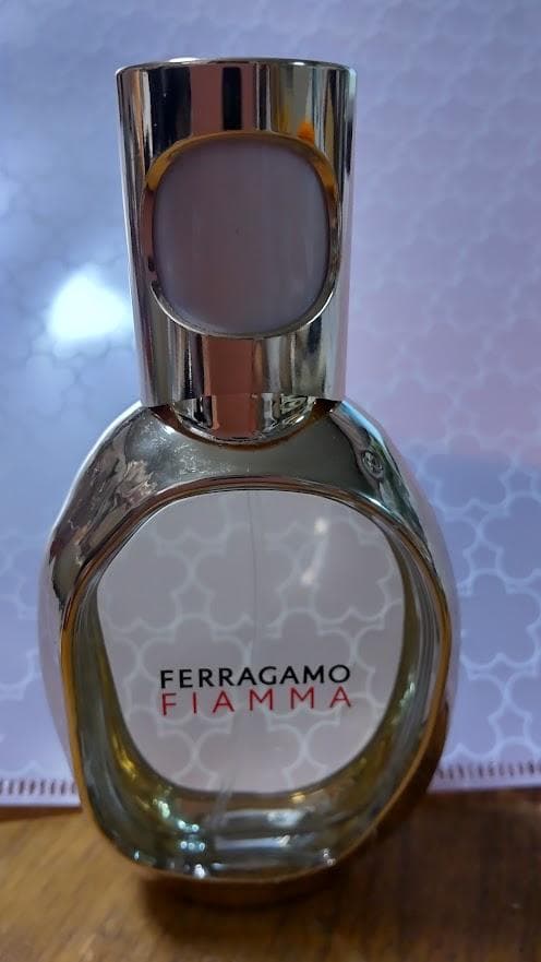 【お値下げ】FERRAGAMO FIAMMA 香水 35ml
