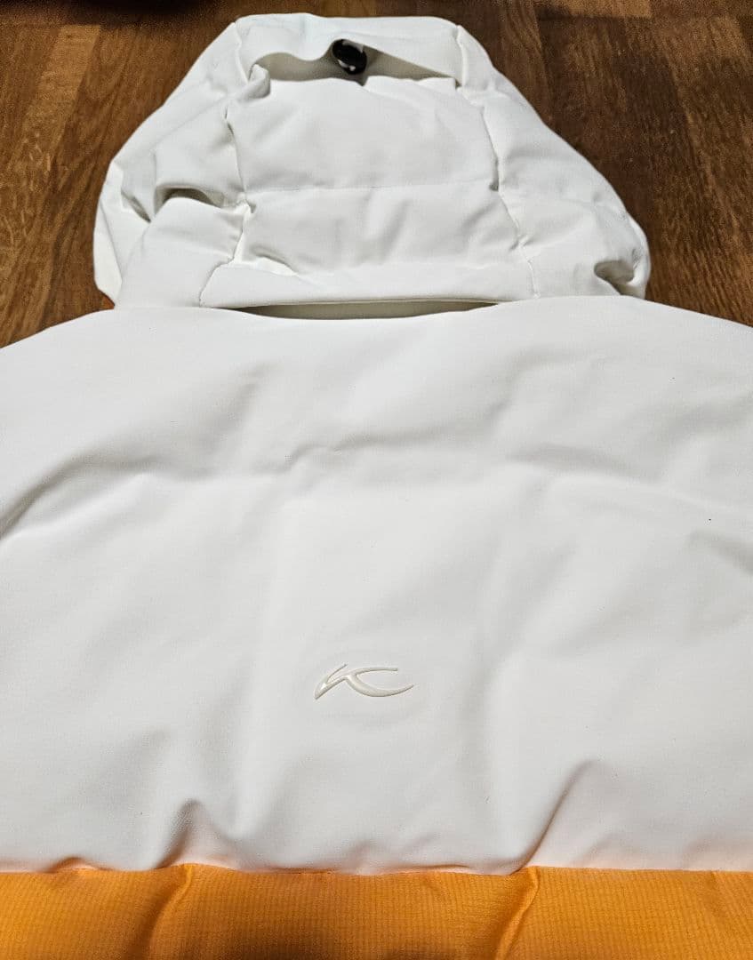 KJUS(チュース) ウイメンズ スキーウェア