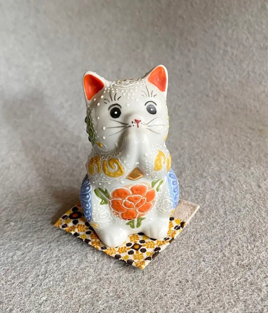 九谷焼・長峰／祈り猫　２.7号（白）