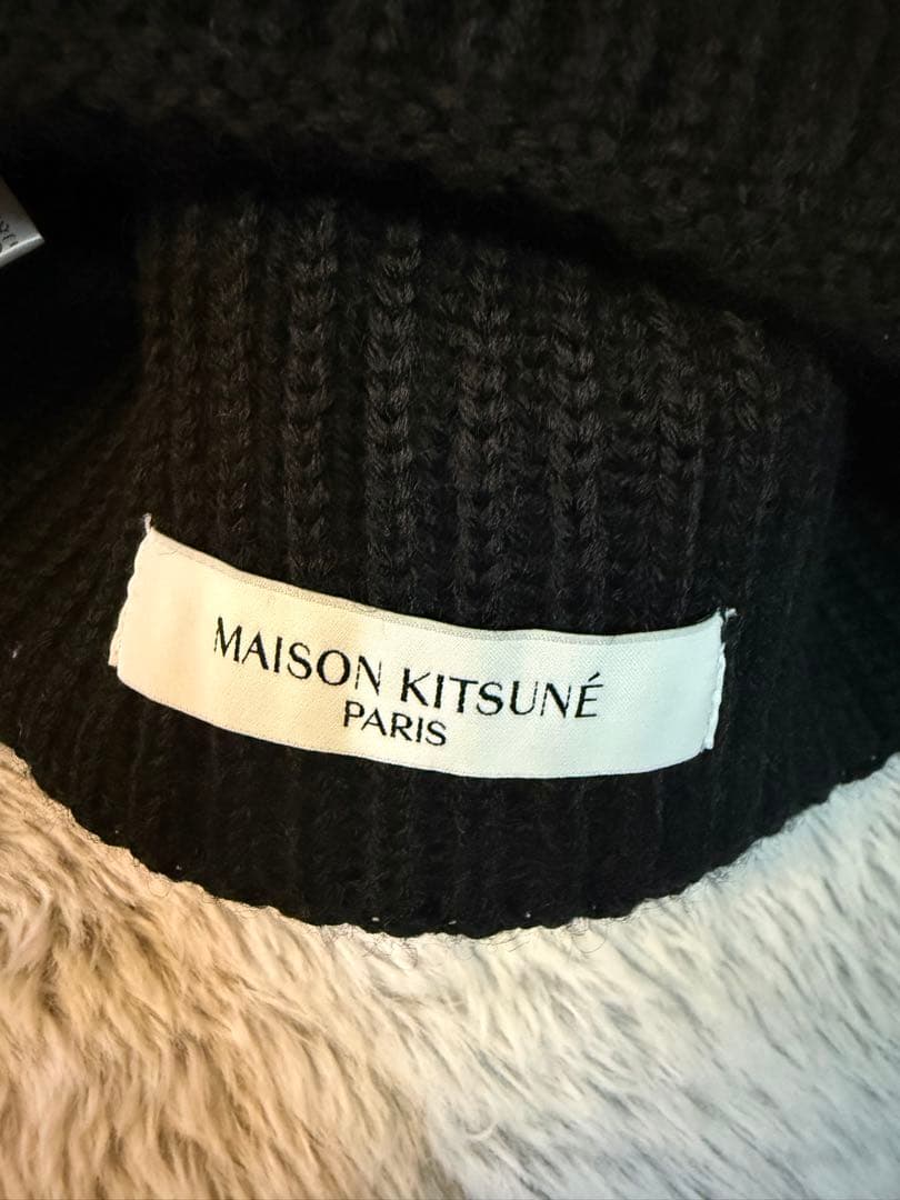 MAISON KITSUNÉ ブラック ニット帽