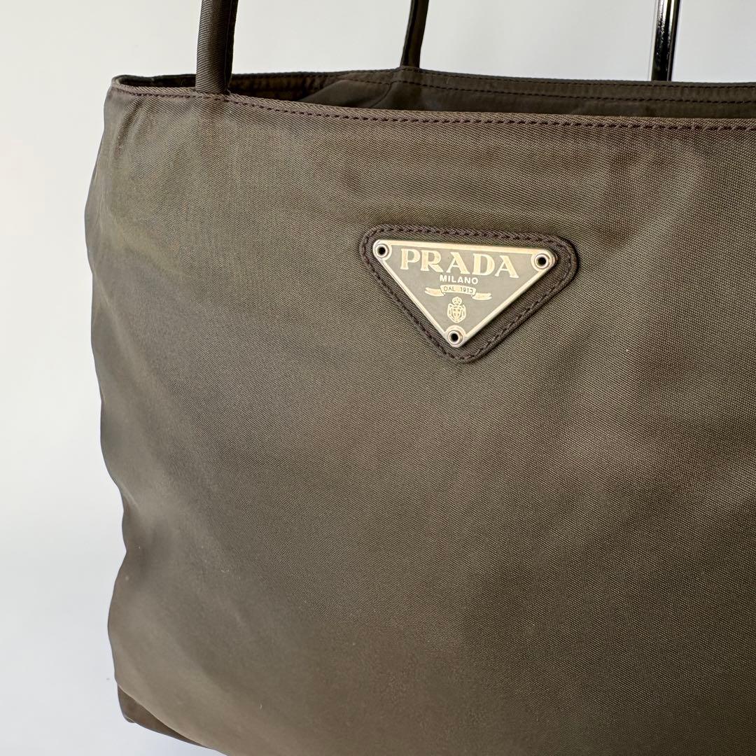 PRADA ナイロン トートバッグ ハンドバッグ カーキ　ブラウン　大容量